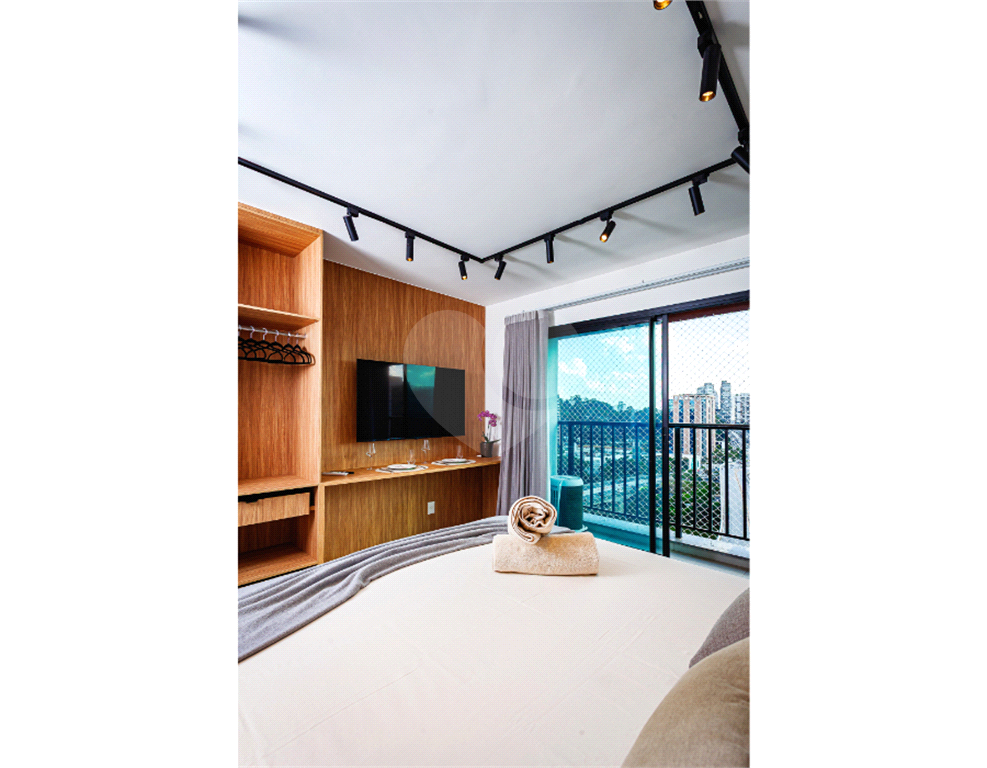 Apartamento a venda 1 dormitório e mobiliado no Bairro de Pinheiros 