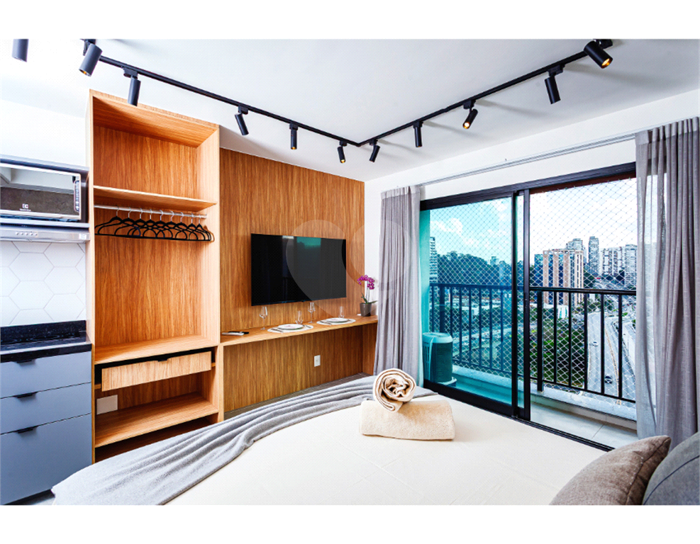 Apartamento a venda 1 dormitório e mobiliado no Bairro de Pinheiros 