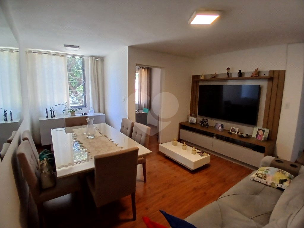 APARTAMENTO em TREMEMBÉ