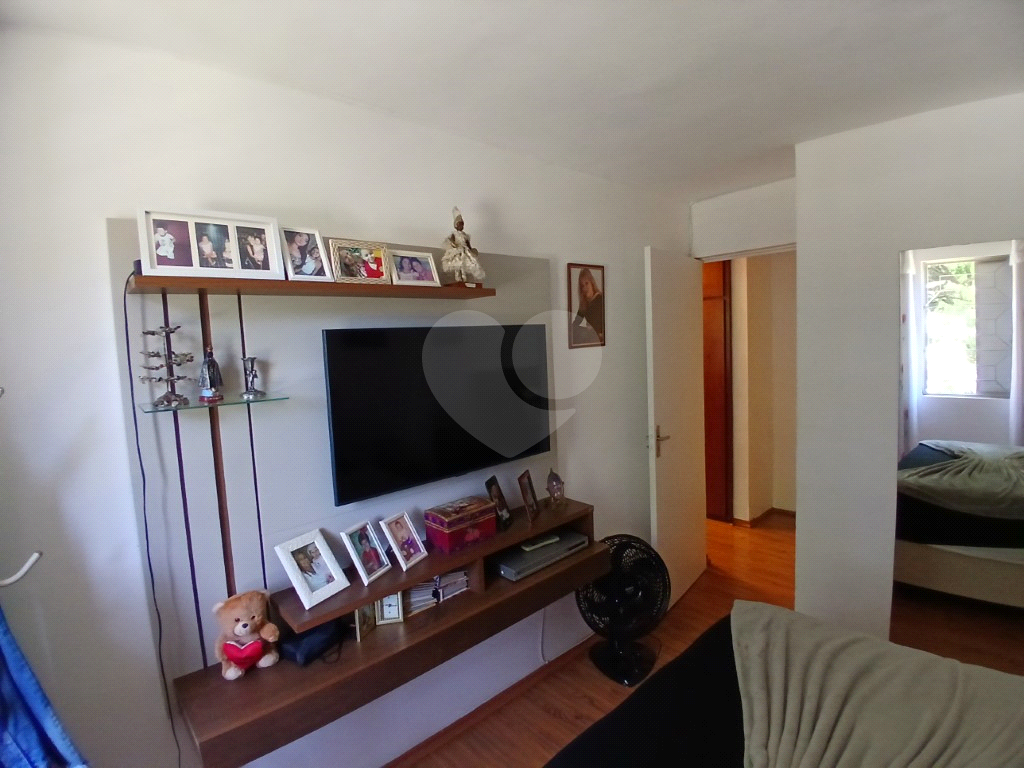 APARTAMENTO em TREMEMBÉ