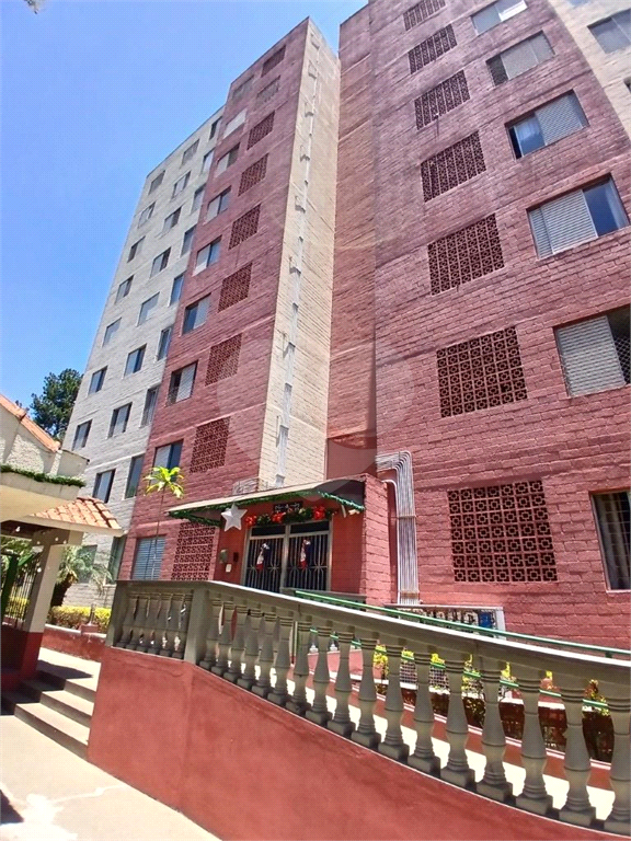 APARTAMENTO em TREMEMBÉ