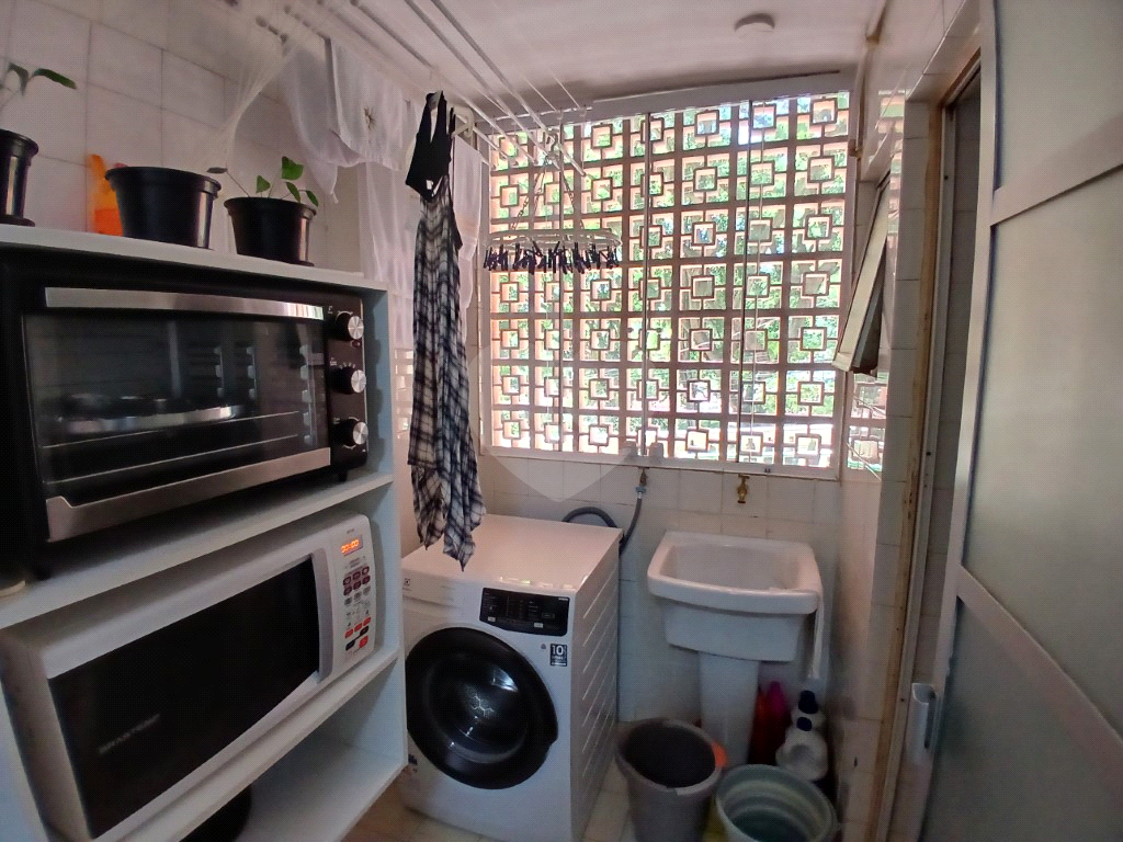 APARTAMENTO em TREMEMBÉ