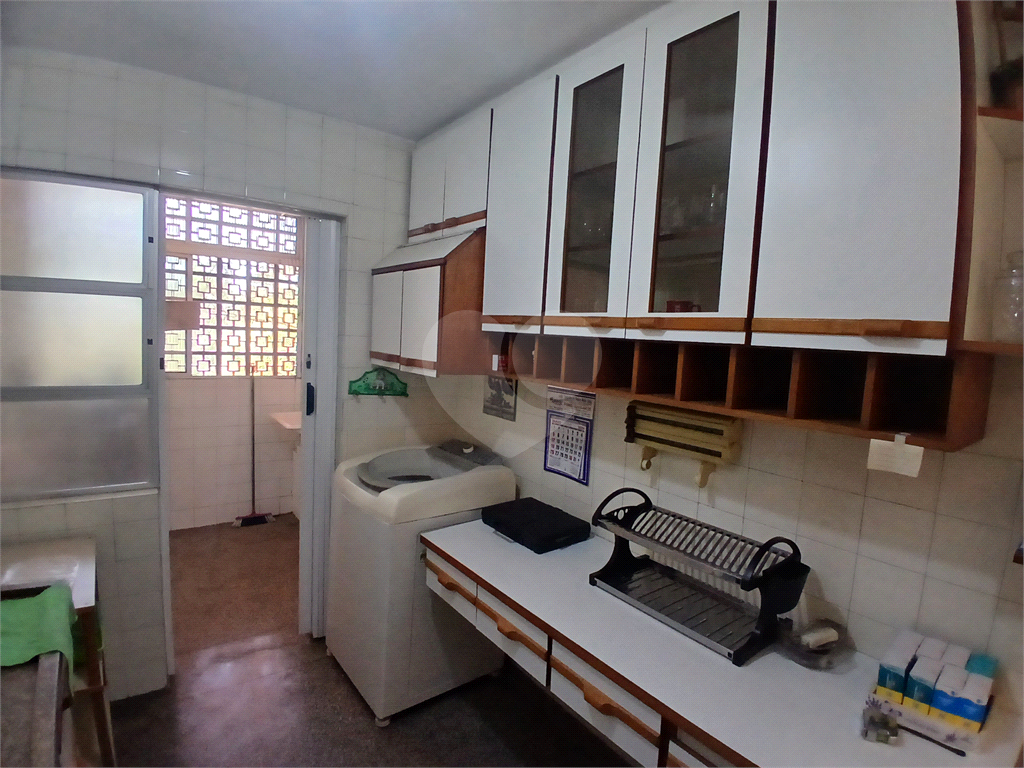 APARTAMENTO em TREMEMBÉ