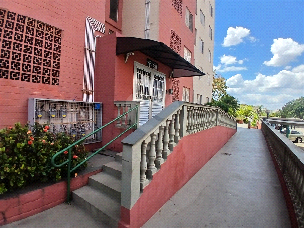 APARTAMENTO em TREMEMBÉ