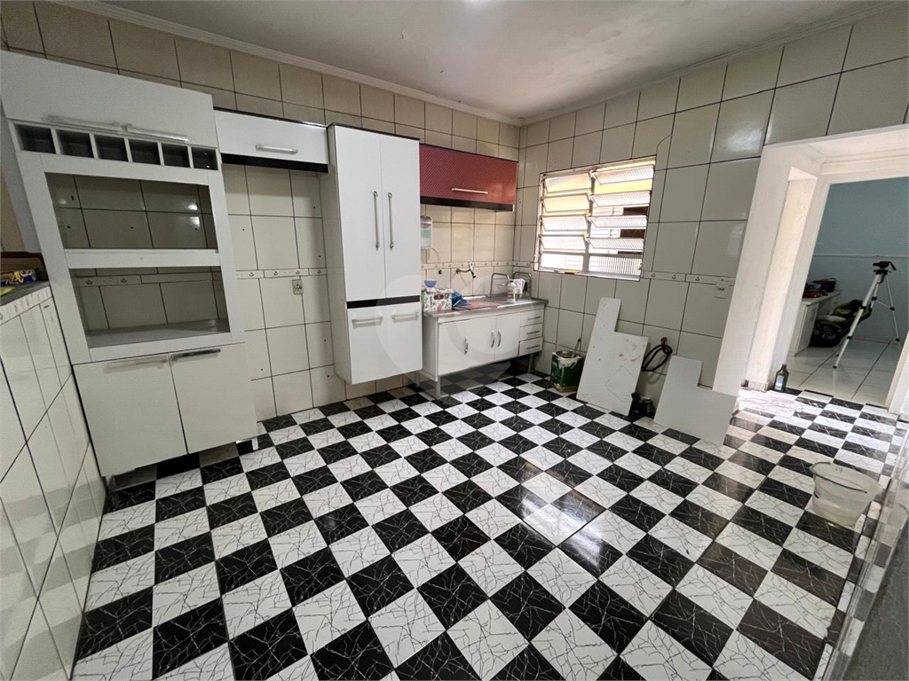 Casa Térrea na Vila Gustavo, 3 dormitórios, 2 vagas.