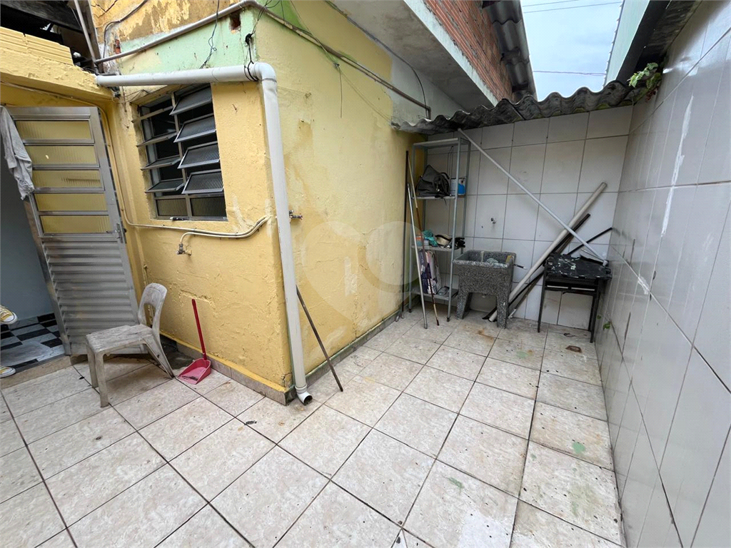 Casa Térrea na Vila Gustavo, 3 dormitórios, 2 vagas.