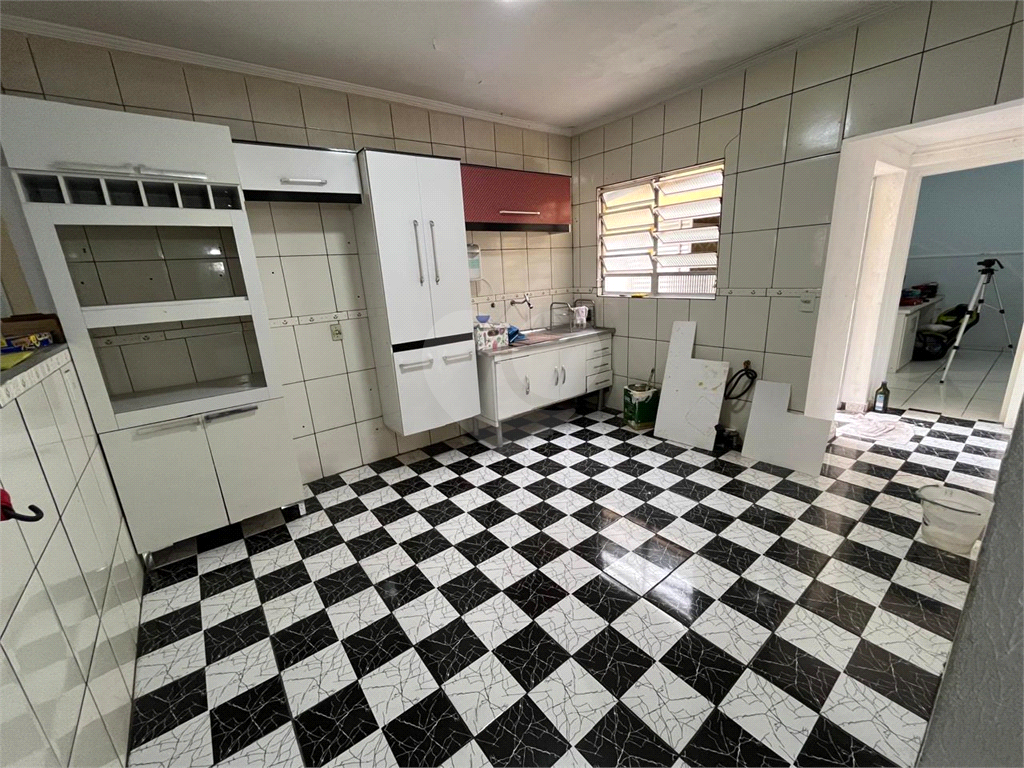 Casa Térrea na Vila Gustavo, 3 dormitórios, 2 vagas.