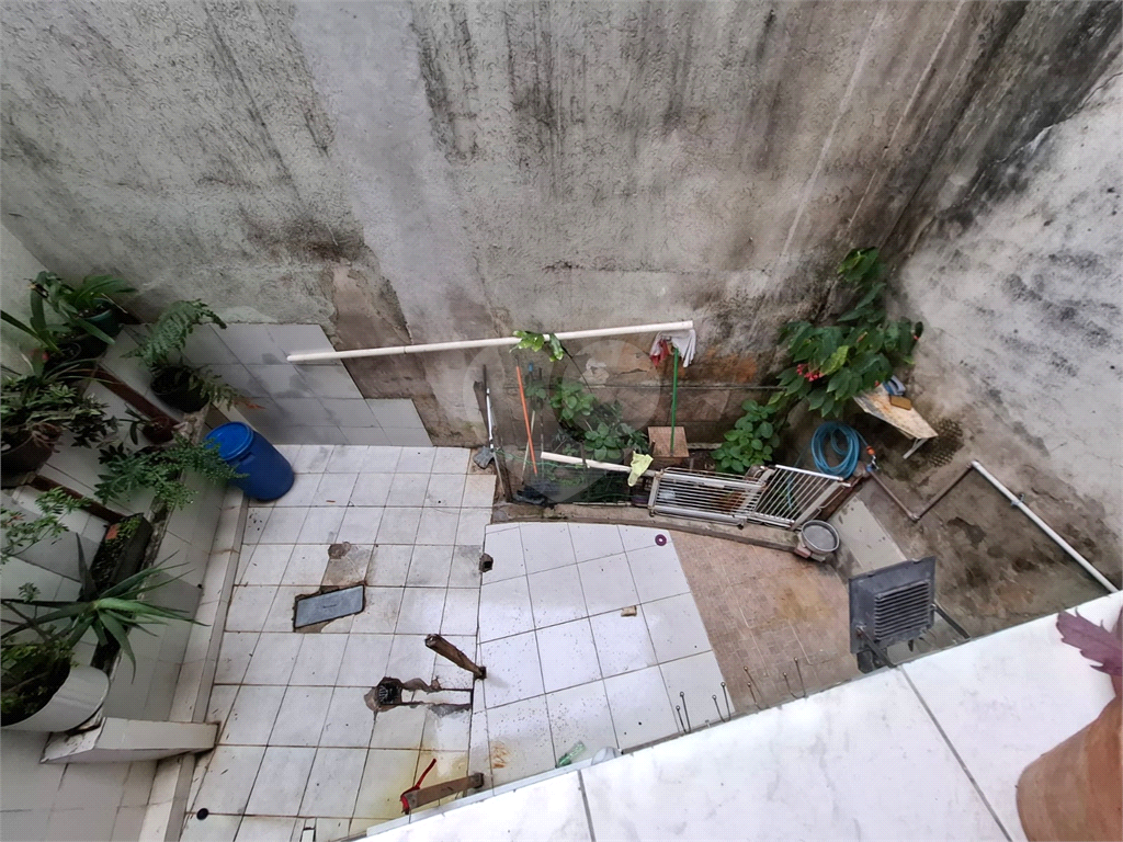 Sobrado venda Jardim Recanto Verde com 182m2, 3 quartos, 1 suíte, sala, cozinha, lavabo, quintal, porão, 2 vagas de garagem. 