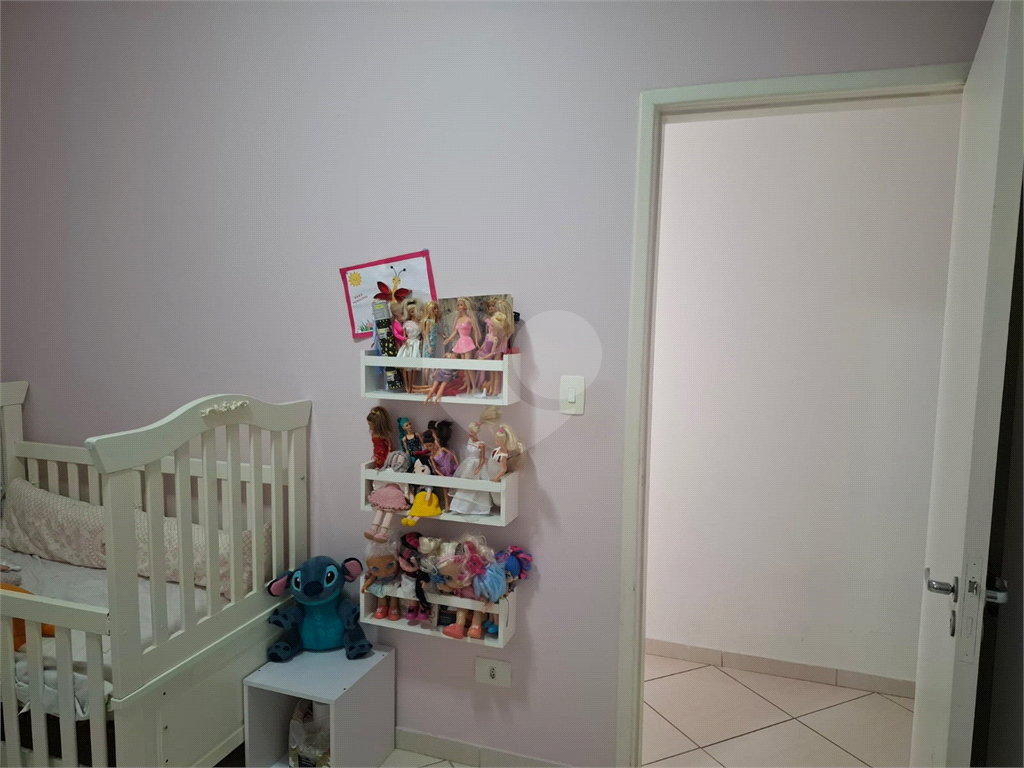 Sobrado venda Jardim Recanto Verde com 182m2, 3 quartos, 1 suíte, sala, cozinha, lavabo, quintal, porão, 2 vagas de garagem. 