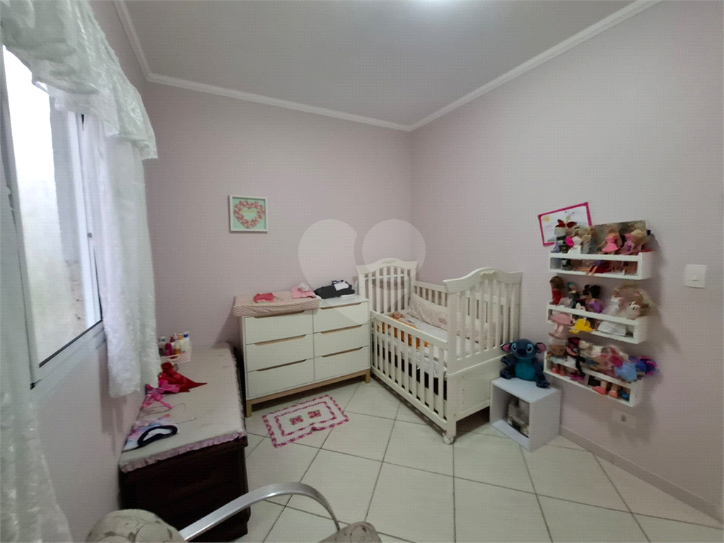 Sobrado venda Jardim Recanto Verde com 182m2, 3 quartos, 1 suíte, sala, cozinha, lavabo, quintal, porão, 2 vagas de garagem. 