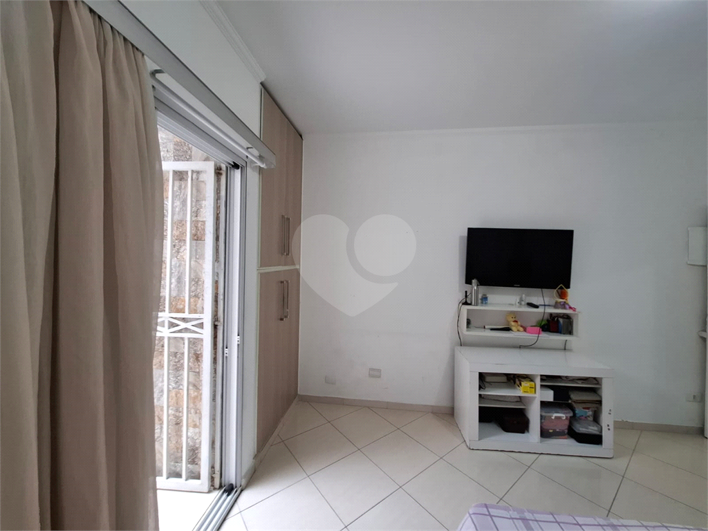 Sobrado venda Jardim Recanto Verde com 182m2, 3 quartos, 1 suíte, sala, cozinha, lavabo, quintal, porão, 2 vagas de garagem. 