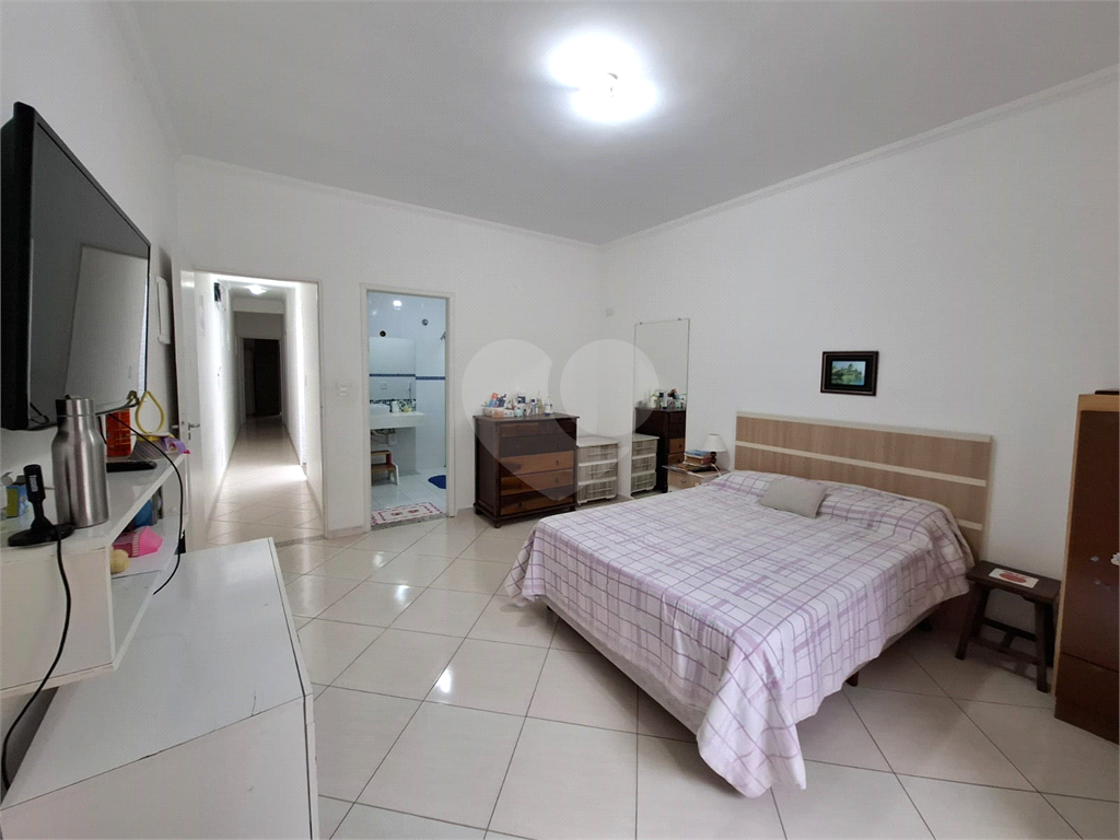 Sobrado venda Jardim Recanto Verde com 182m2, 3 quartos, 1 suíte, sala, cozinha, lavabo, quintal, porão, 2 vagas de garagem. 