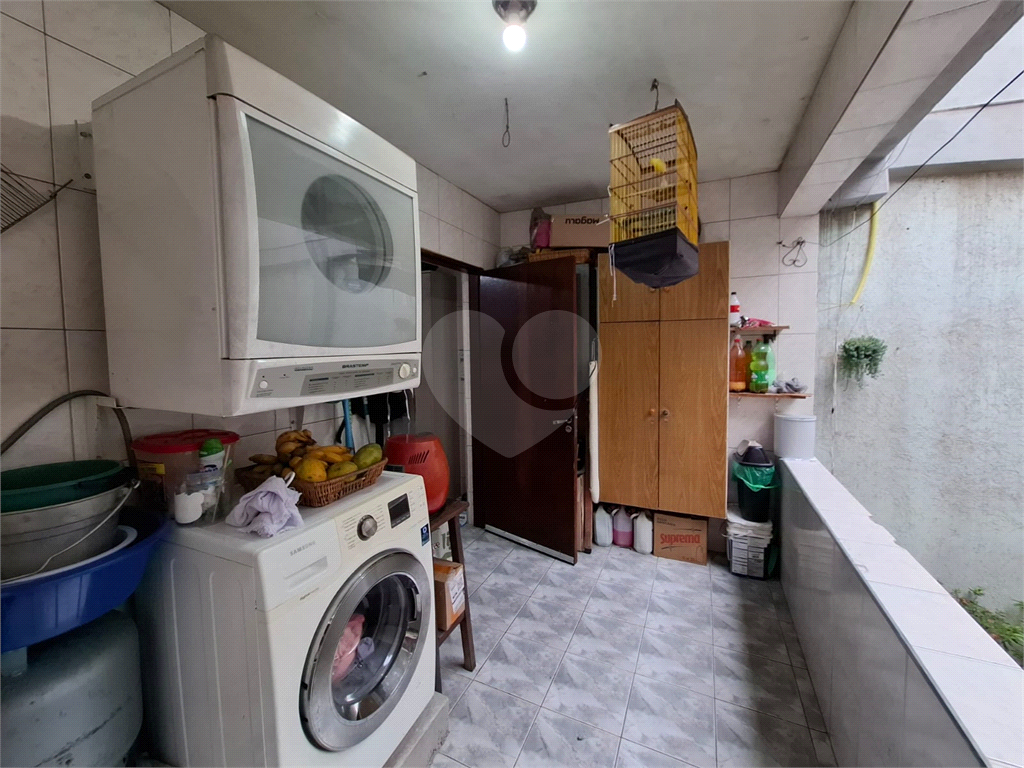 Sobrado venda Jardim Recanto Verde com 182m2, 3 quartos, 1 suíte, sala, cozinha, lavabo, quintal, porão, 2 vagas de garagem. 