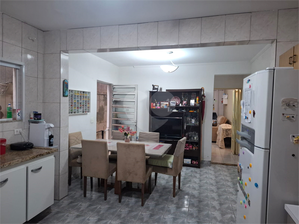 Sobrado venda Jardim Recanto Verde com 182m2, 3 quartos, 1 suíte, sala, cozinha, lavabo, quintal, porão, 2 vagas de garagem. 