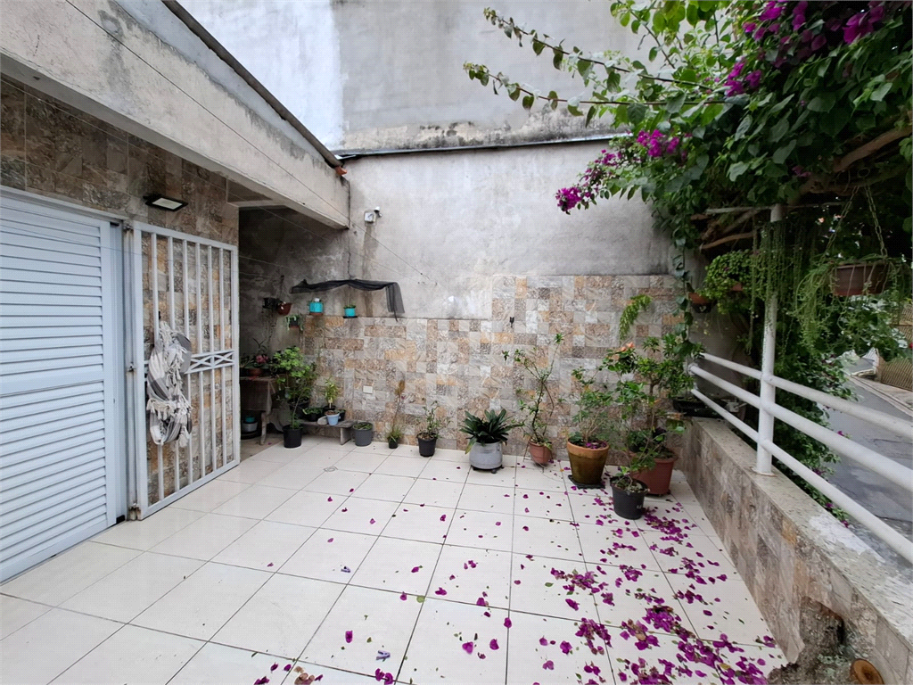 Sobrado venda Jardim Recanto Verde com 182m2, 3 quartos, 1 suíte, sala, cozinha, lavabo, quintal, porão, 2 vagas de garagem. 