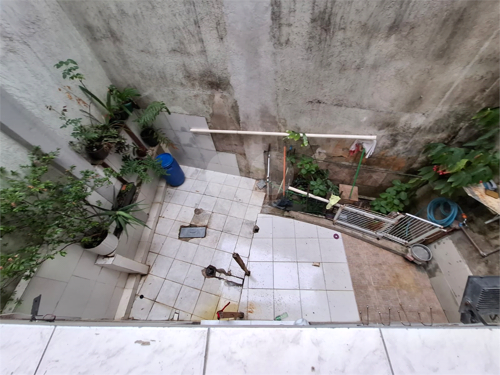 Sobrado venda Jardim Recanto Verde com 182m2, 3 quartos, 1 suíte, sala, cozinha, lavabo, quintal, porão, 2 vagas de garagem. 