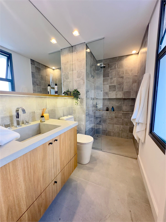 Brooklin Novo - Apto pronto - 229,36 m² - 4 suites - 3vgs