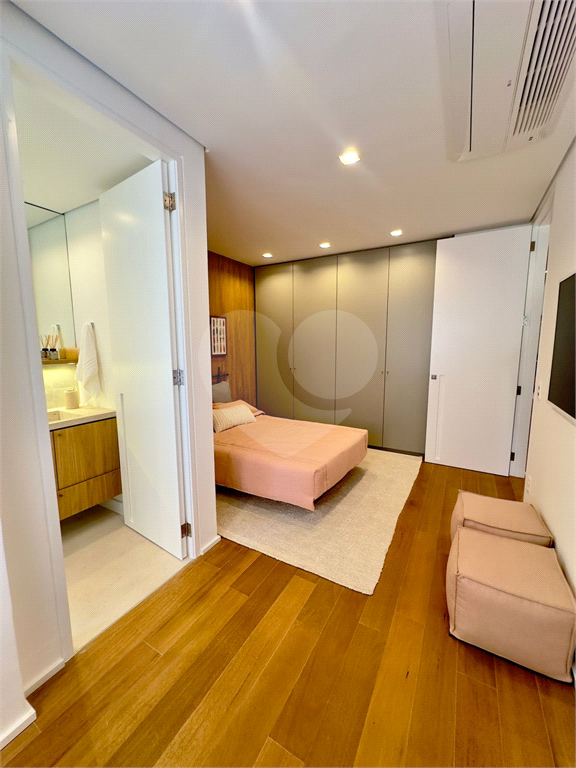 Brooklin Novo - Apto pronto - 229,36 m² - 4 suites - 3vgs