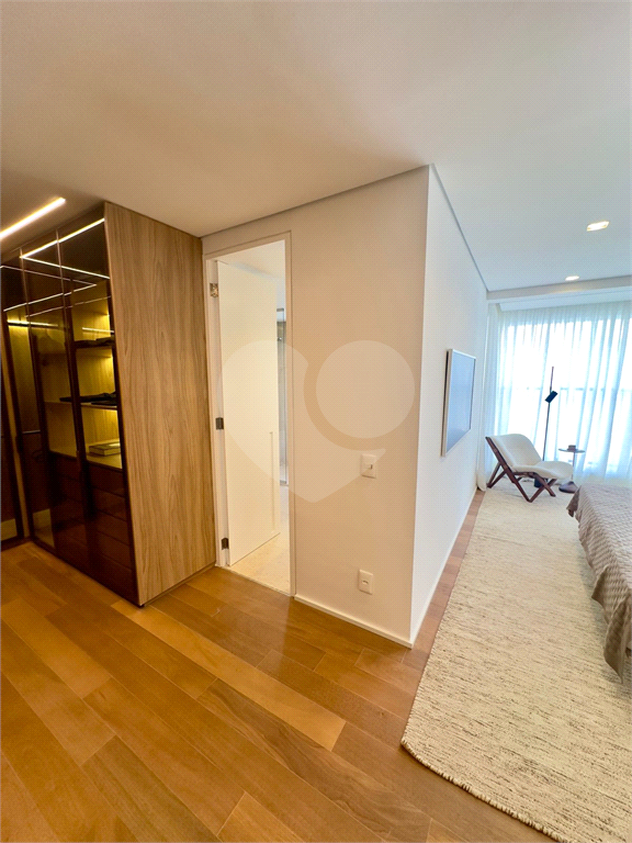 Brooklin Novo - Apto pronto - 229,36 m² - 4 suites - 3vgs