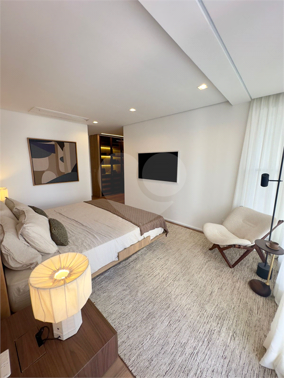 Brooklin Novo - Apto pronto - 229,36 m² - 4 suites - 3vgs