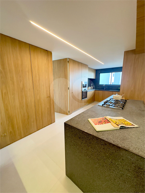 Brooklin Novo - Apto pronto - 229,36 m² - 4 suites - 3vgs