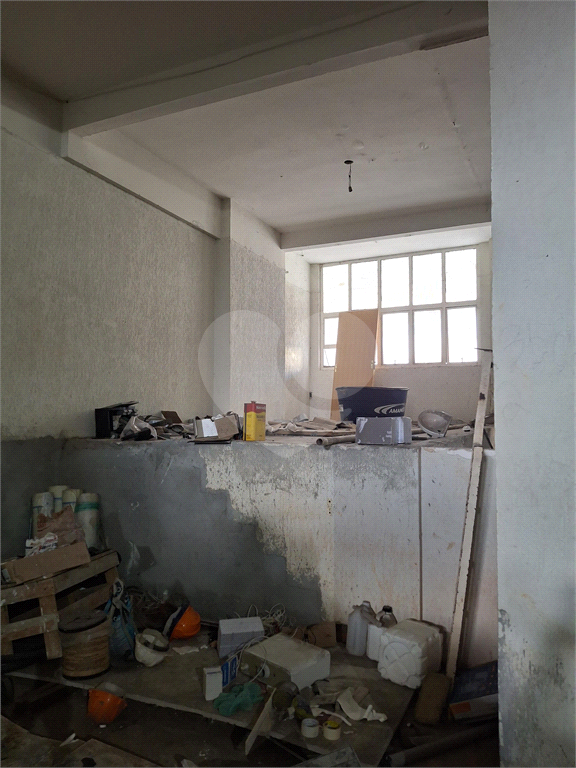 loja com 271m2 em excelente localização