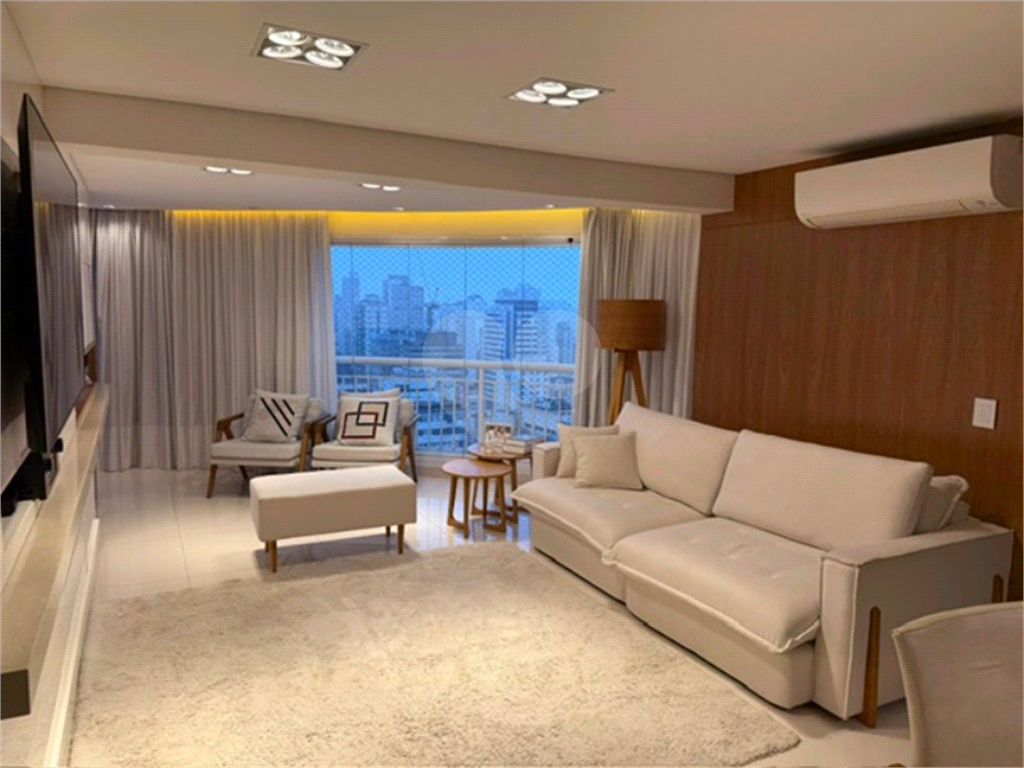 Flat Totalmente Mobiliado, para locação na Alameda Ministro Rocha de Azevedo, 38 – Jardins, São Paulo