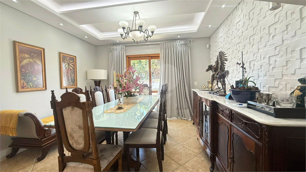 Casa para Locação 220m²| 3 Dormitórios| 3 Salas| Lareira | Área Gourmet com Piscina| Jardim Paulista em Atibaia