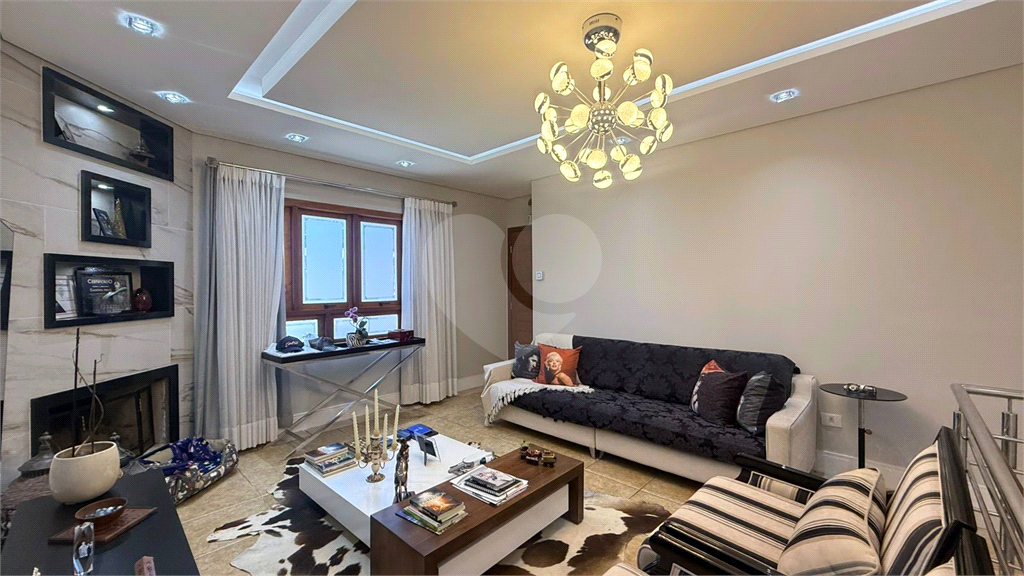 Casa para Locação 220m²| 3 Dormitórios| 3 Salas| Lareira | Área Gourmet com Piscina| Jardim Paulista em Atibaia