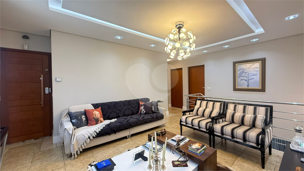 Casa para Locação 220m²| 3 Dormitórios| 3 Salas| Lareira | Área Gourmet com Piscina| Jardim Paulista em Atibaia