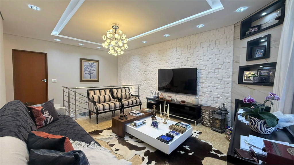 Casa para Locação 220m²| 3 Dormitórios| 3 Salas| Lareira | Área Gourmet com Piscina| Jardim Paulista em Atibaia