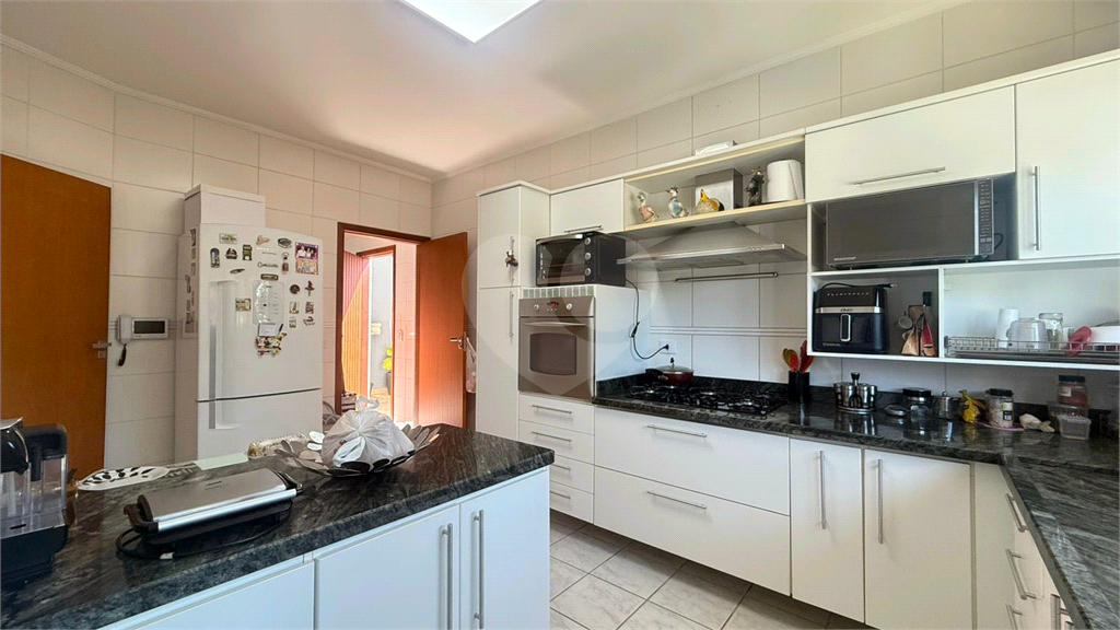 Casa para Locação 220m²| 3 Dormitórios| 3 Salas| Lareira | Área Gourmet com Piscina| Jardim Paulista em Atibaia