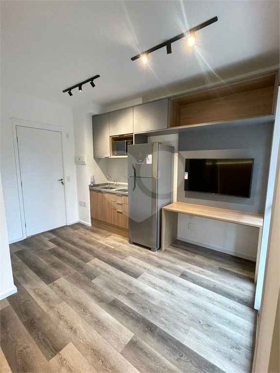 Studio mobiliado e decorado - Vila Olímpia