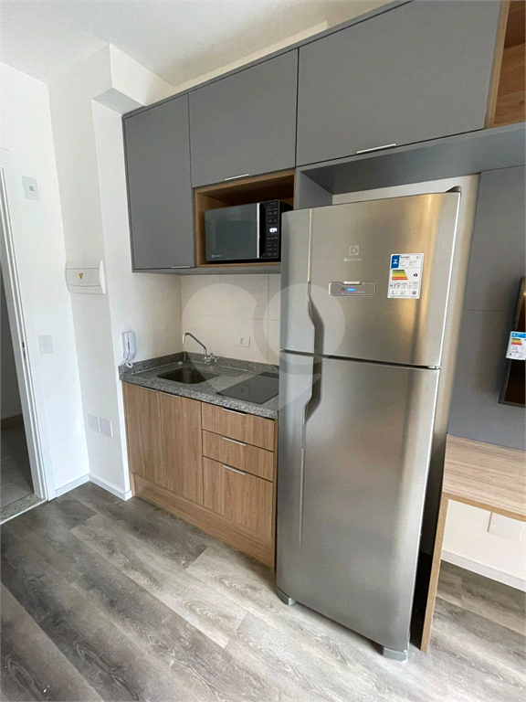 Studio mobiliado e decorado - Vila Olímpia