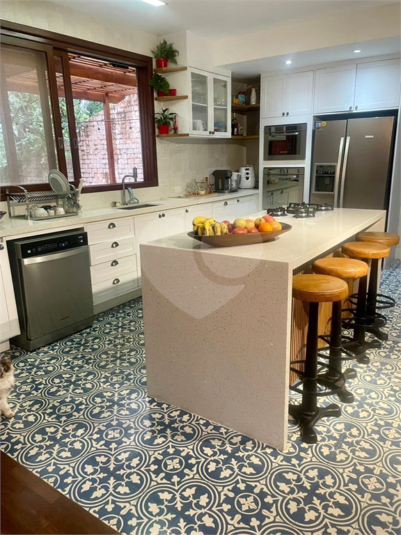 Casa, 3 quartos, 270 m² - Foto 1