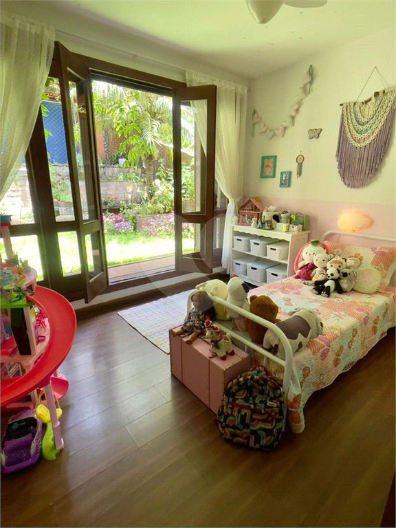 Casa, 3 quartos, 270 m² - Foto 12