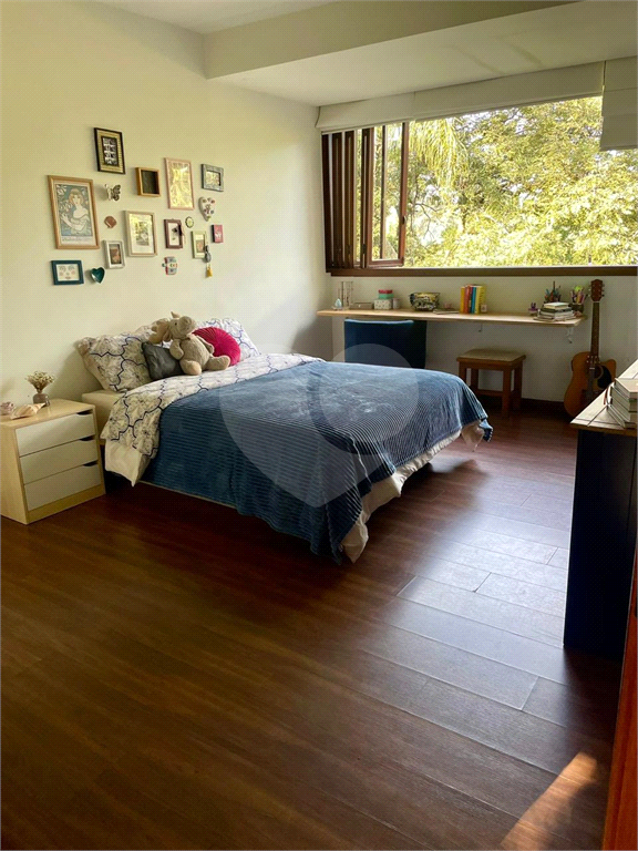 Casa, 3 quartos, 270 m² - Foto 9