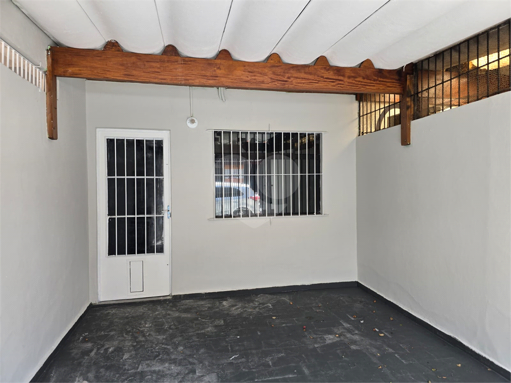 SOBRADO REFORMADO 2 DORMITÓRIOS ´À VENDA BOSQUE DA SAÚDE