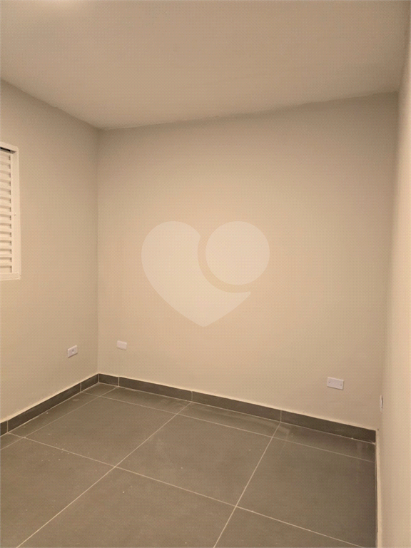 SOBRADO REFORMADO 2 DORMITÓRIOS ´À VENDA BOSQUE DA SAÚDE