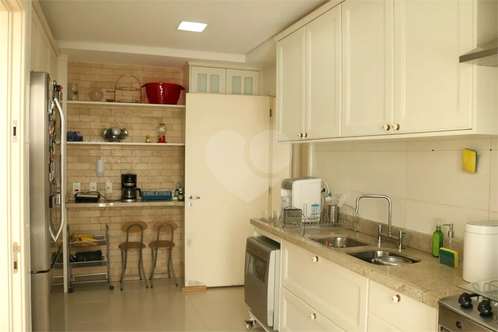 Apartamento Duplex 3 suites e 2 vagas de Garagem 