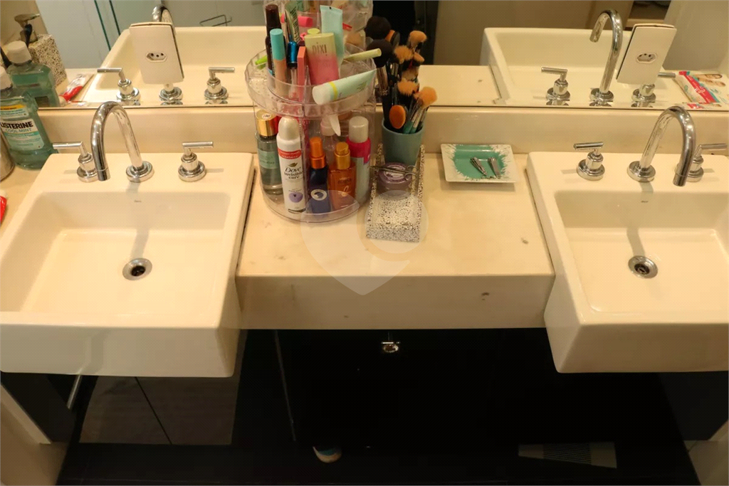 Apartamento Duplex 3 suites e 2 vagas de Garagem 