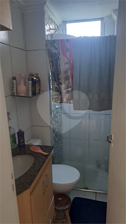 Apartamento a Venda Vila Maria com sacada, 2 dormitórios e 1 vaga fixa.