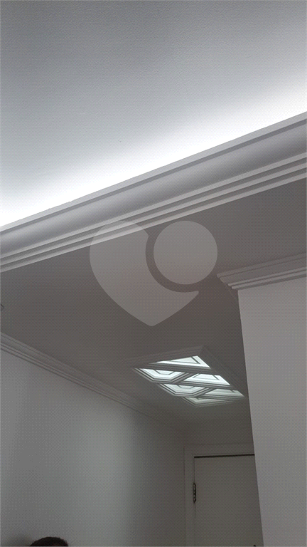 Apartamento a Venda Vila Maria com sacada, 2 dormitórios e 1 vaga fixa.