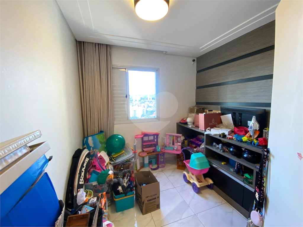 Apartamento para locação com 3 quartos e 2 vagas de garagem