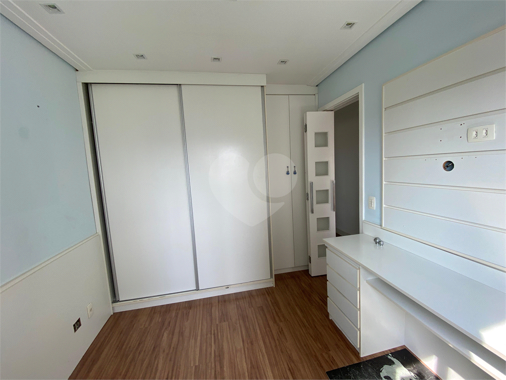 Apartamento para locação com 3 quartos e 2 vagas