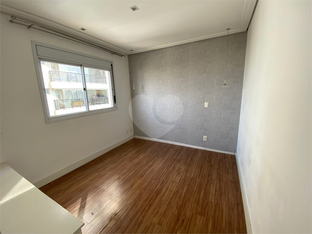 Apartamento para locação com 3 quartos e 2 vagas