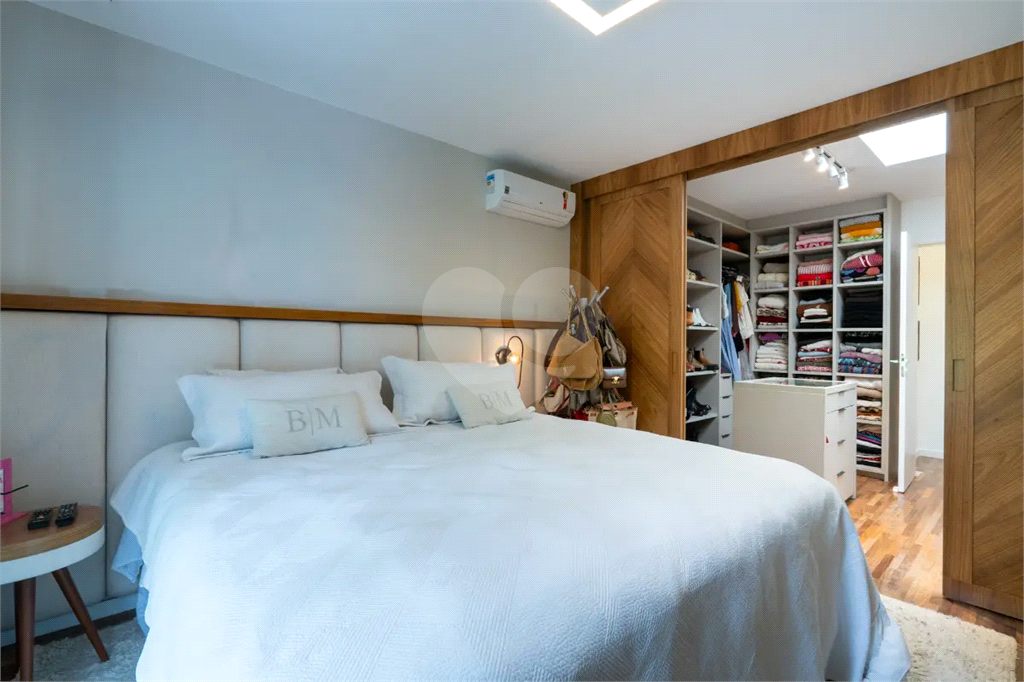 Casa em condomínio fechado no Retiro do Morumbi