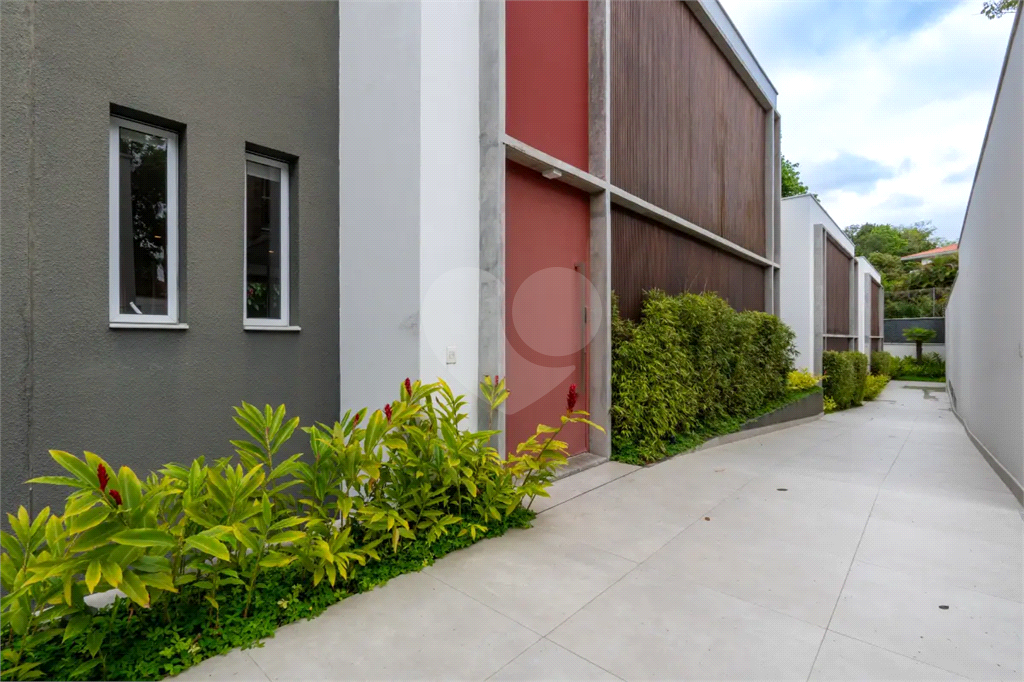 Casa em condomínio fechado no Retiro do Morumbi