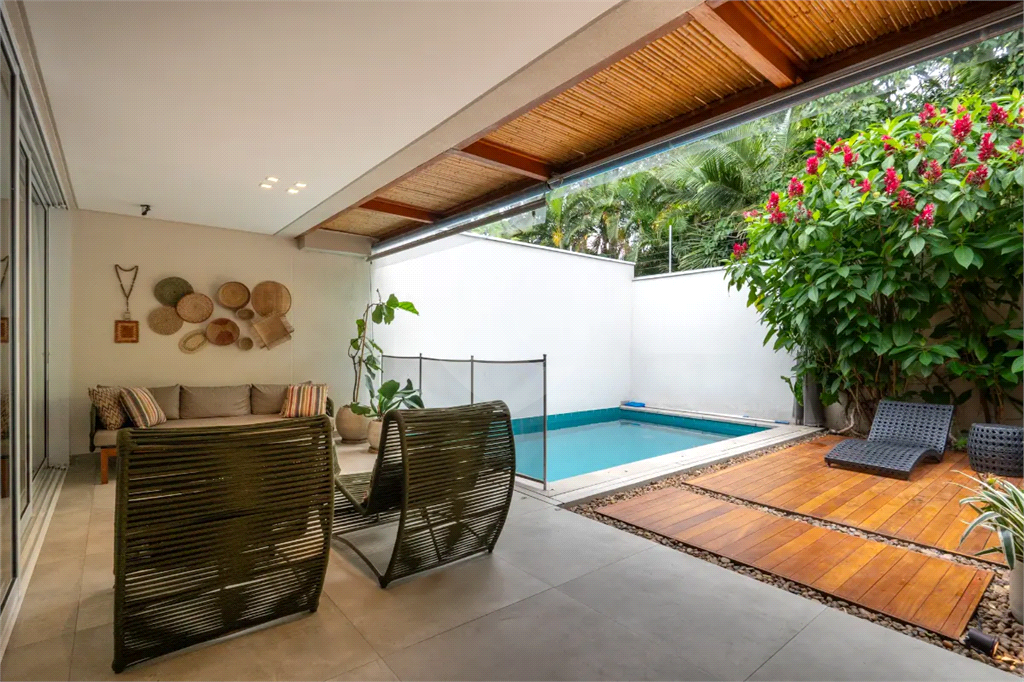 Casa em condomínio fechado no Retiro do Morumbi