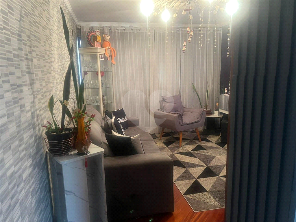 APARTAMENTO em BELA VISTA